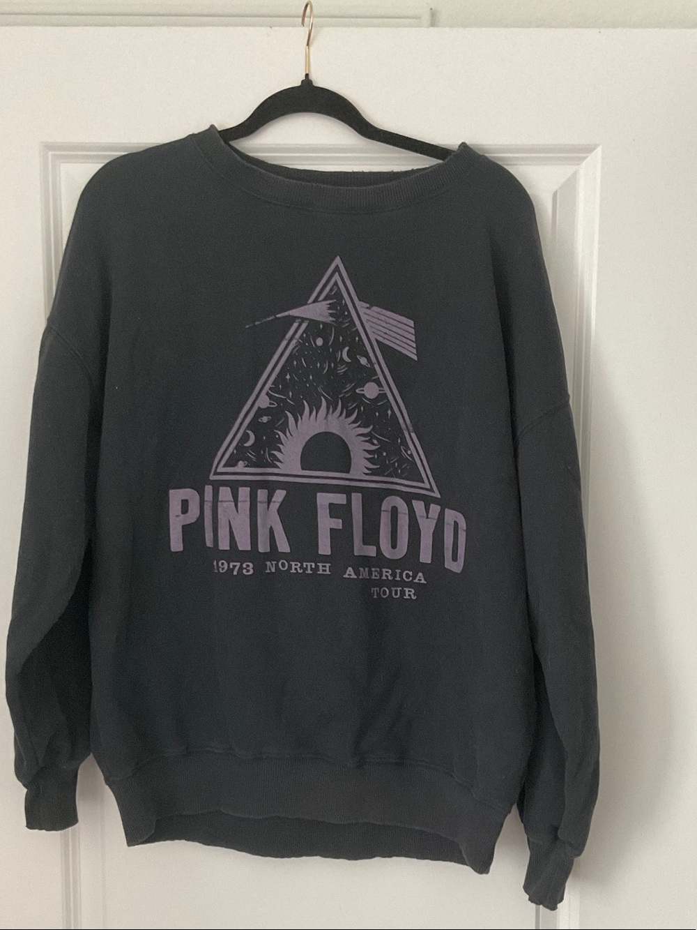 American Eagle Outfitters Black Crewneck with Lavender Pink Floyd Graphic